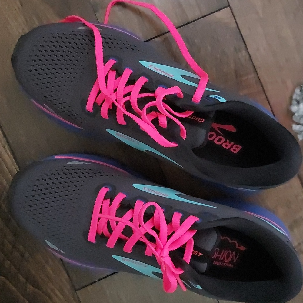 Brooks Ghost 15 women's size 8